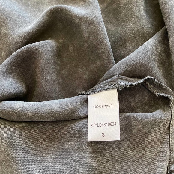 NWOT Mustard Seed Mineral Wash Collared Short Sleeve Top Dolman Size Small - Picture 5 of 9